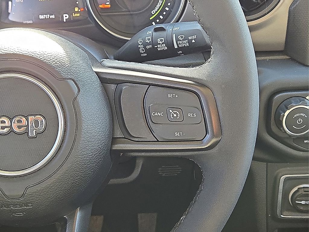 Used 2023 Jeep Wrangler Unlimited w/ 8.4" Radio Group image 20