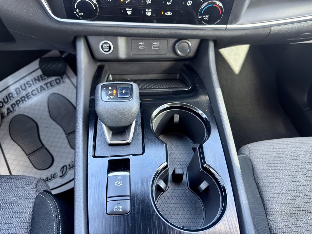 Used 2021 Nissan Rogue S image 20