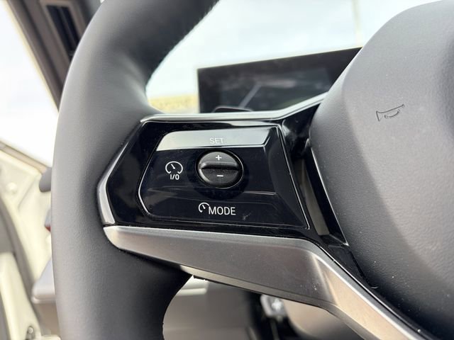 Used 2025 BMW 530i RWD image 22