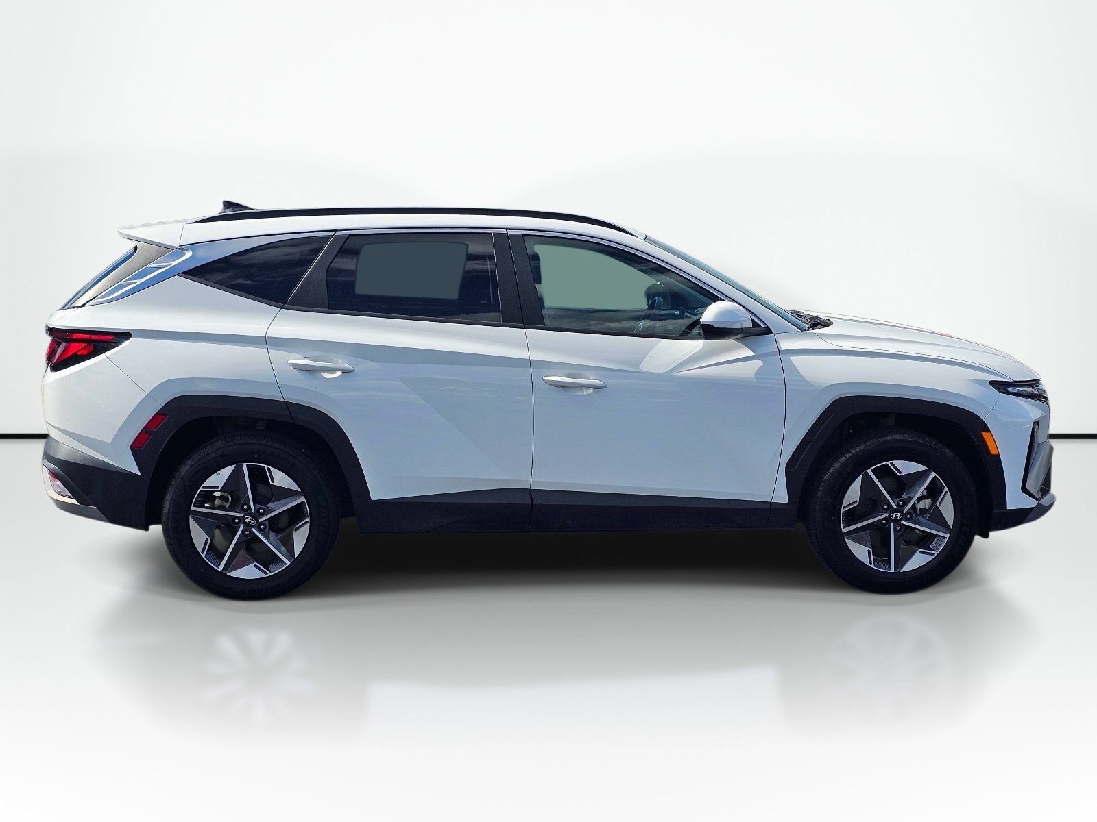 Used 2025 Hyundai Tucson SEL AWD/4WD image 9