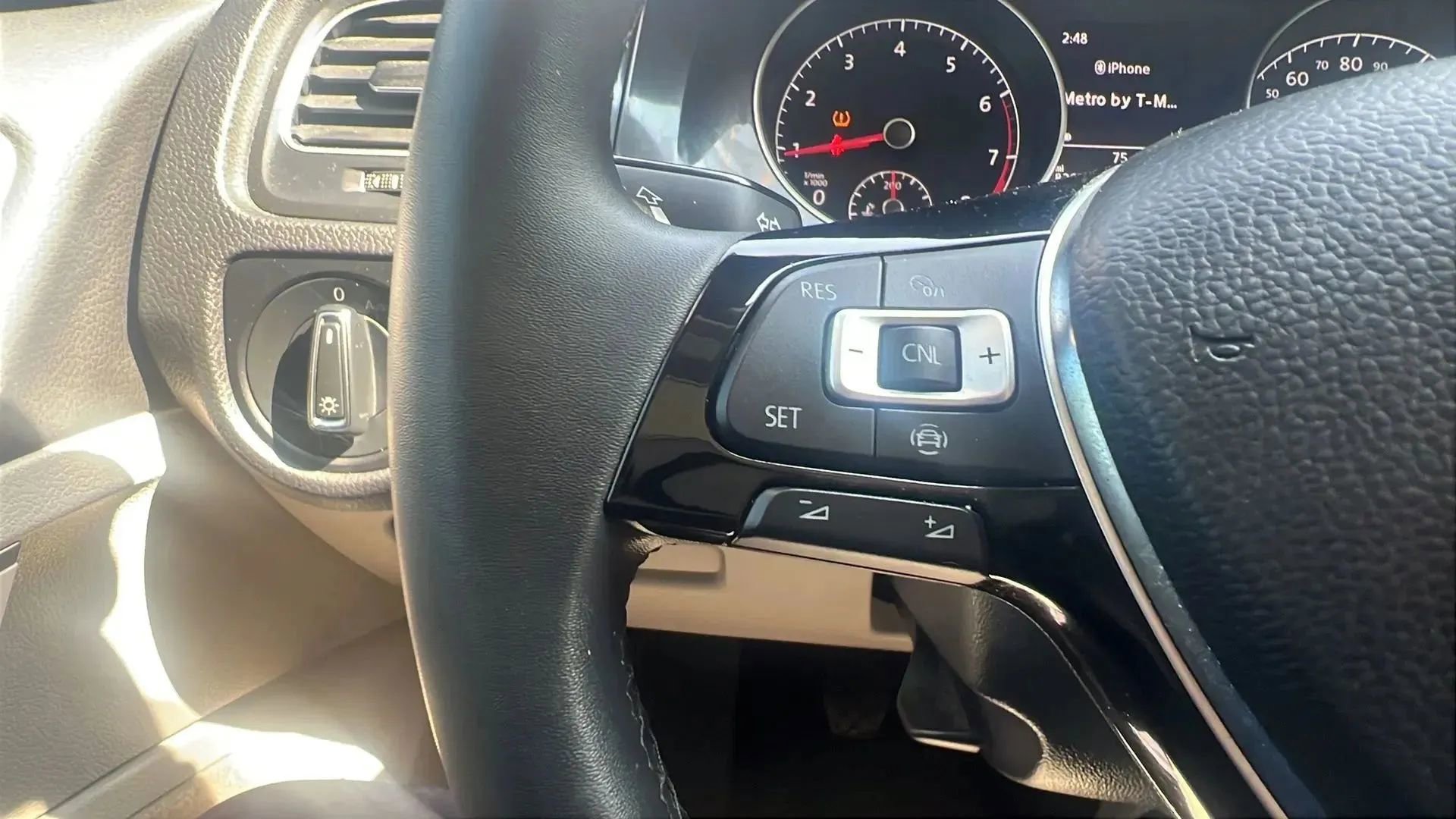 Used 2020 Volkswagen Golf 4-Door image 15