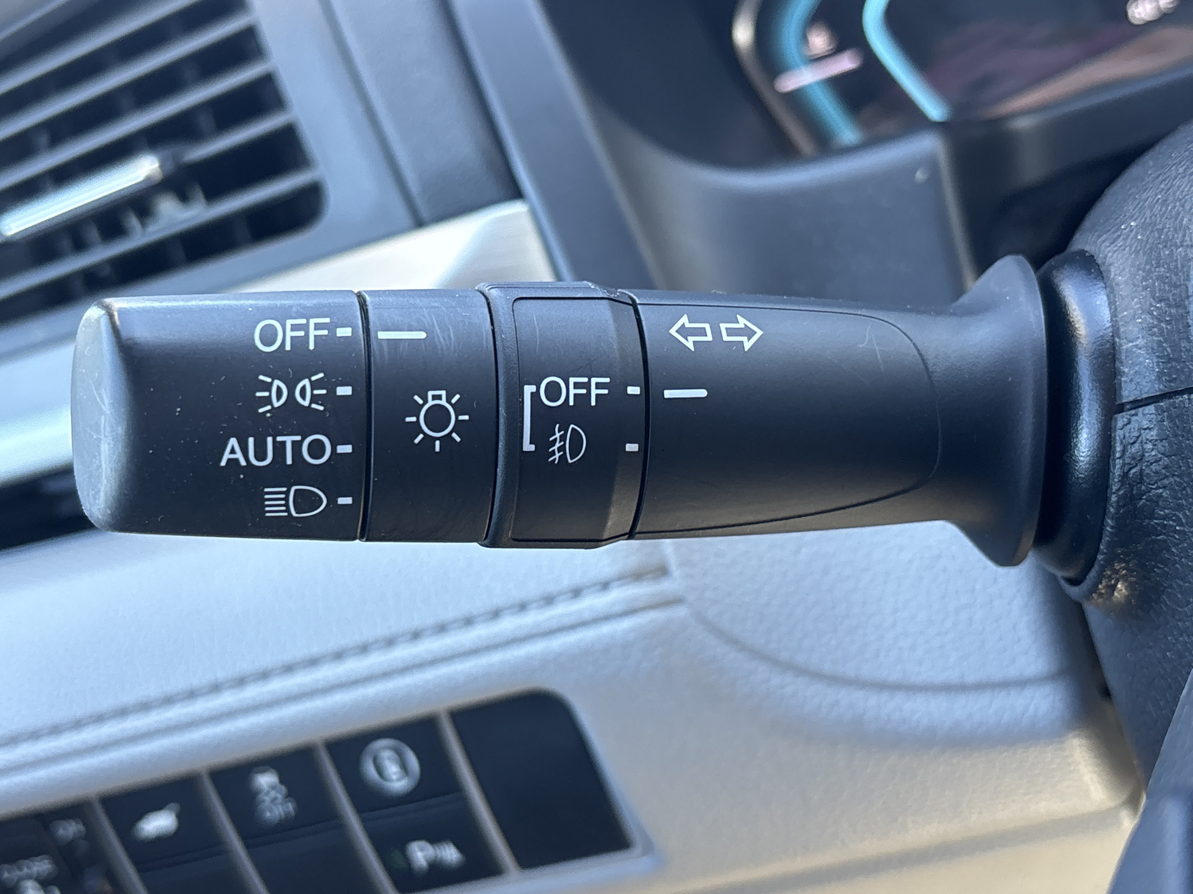 Used 2023 Honda Odyssey Touring image 34