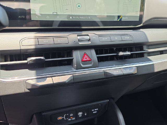 New 2026 Kia K4 GT-Line w/ GT-Line Premium Package FWD image 25