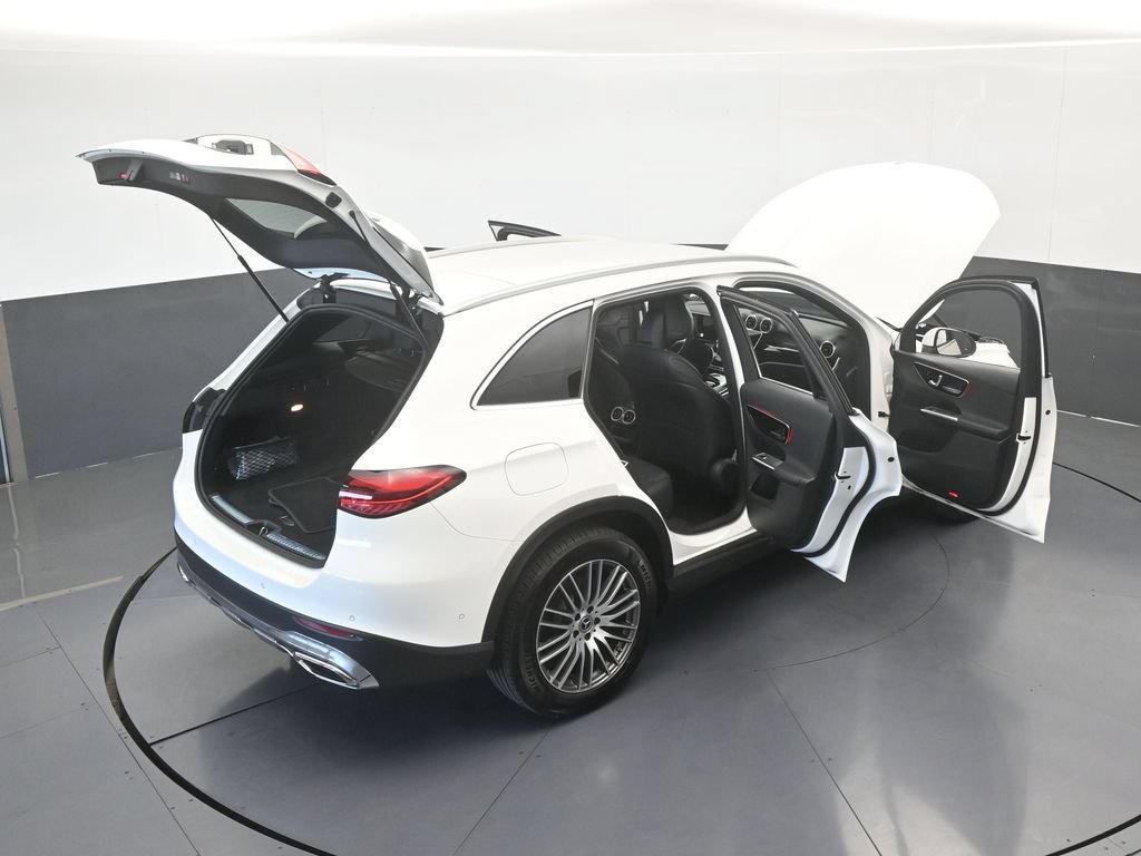 Used 2026 Mercedes-Benz GLC 300 image 69