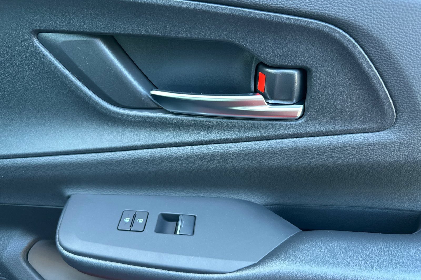 New 2026 Toyota Prius Plug-In Hybrid FWD image 20
