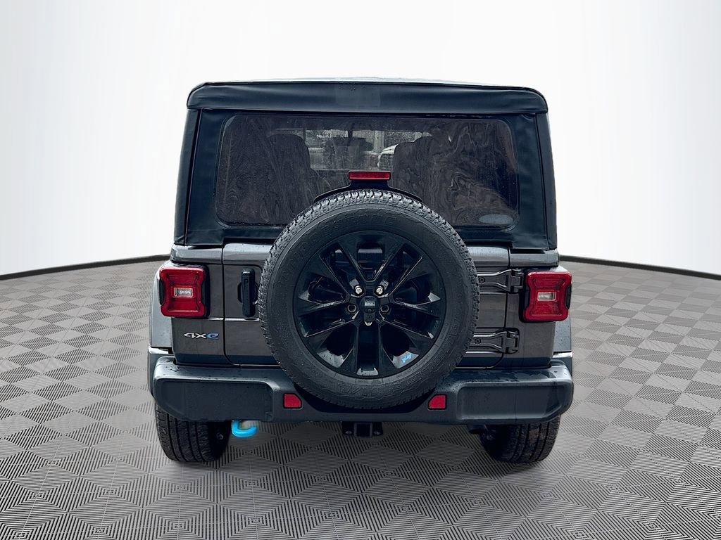 Used 2023 Jeep Wrangler Unlimited Sahara w/ Cold Weather Group image 7