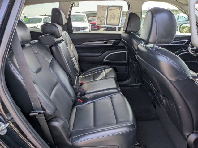 Used 2022 Kia Telluride LX image 7