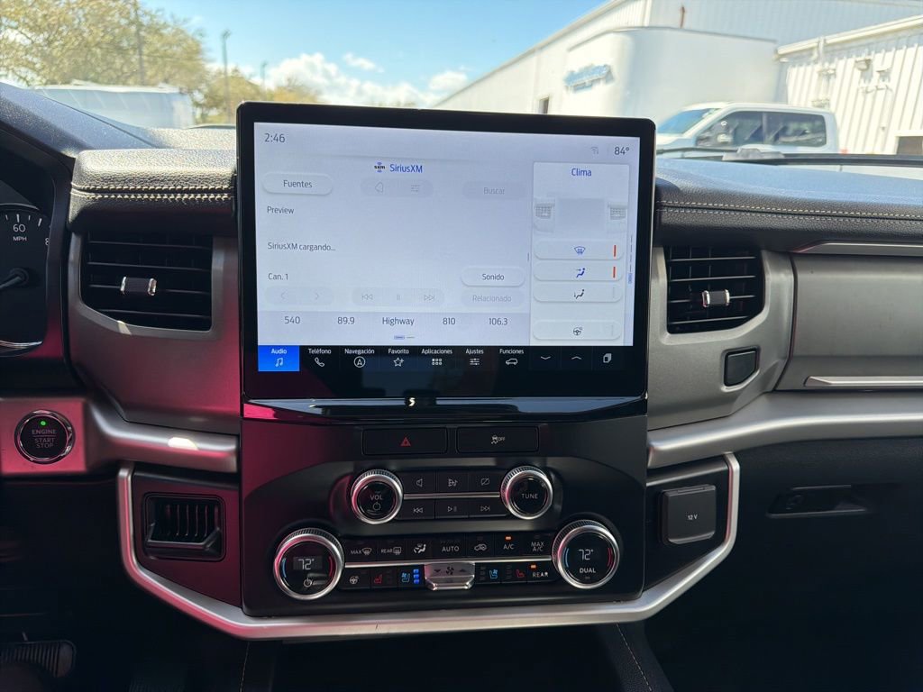 Used 2023 Ford Expedition Max XLT image 12