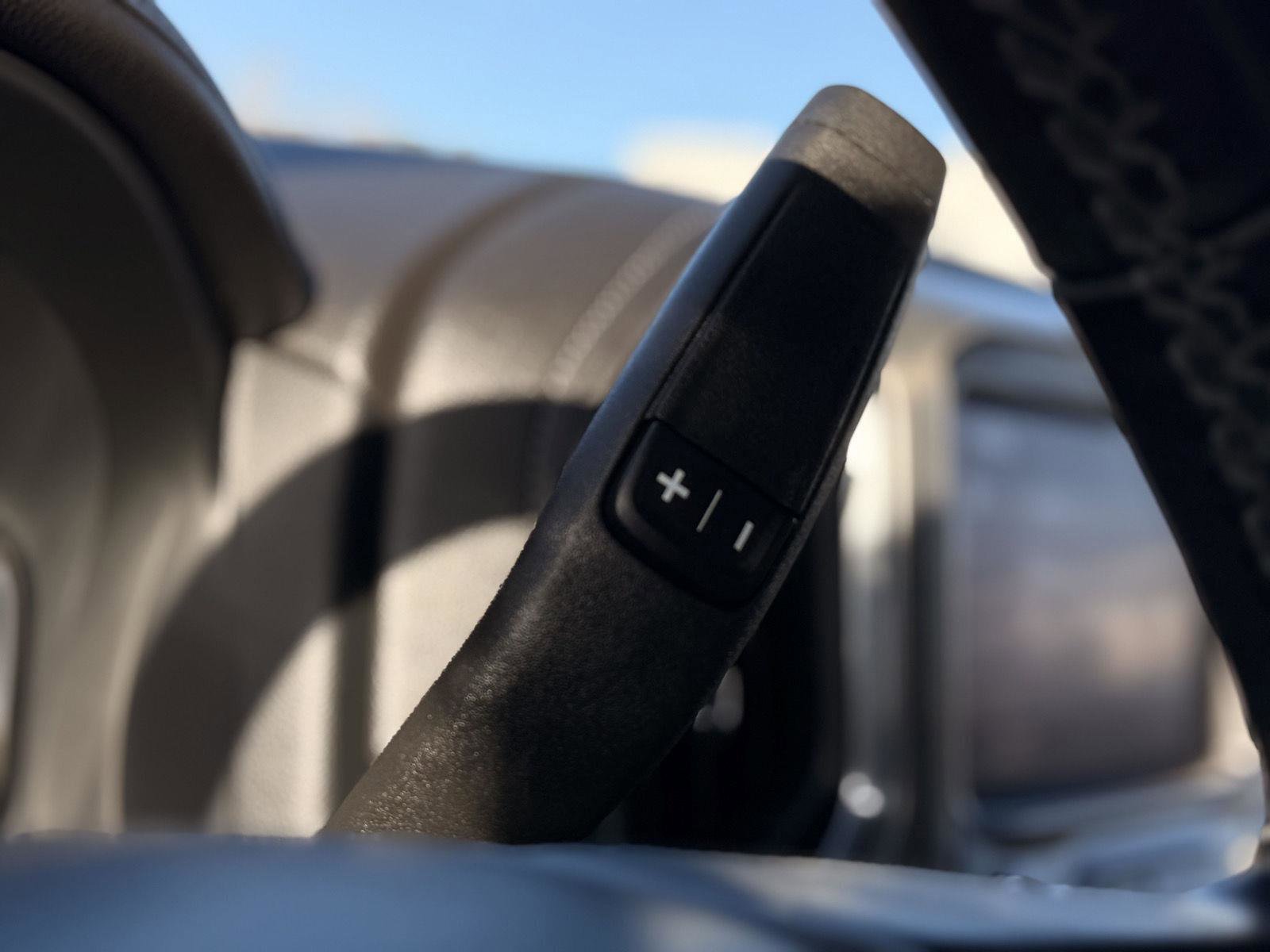 Used 2023 GMC Sierra 3500 Denali w/ Denali Black Diamond Edition image 18