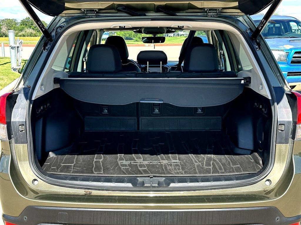 Used 2022 Subaru Forester Limited AWD/4WD image 34