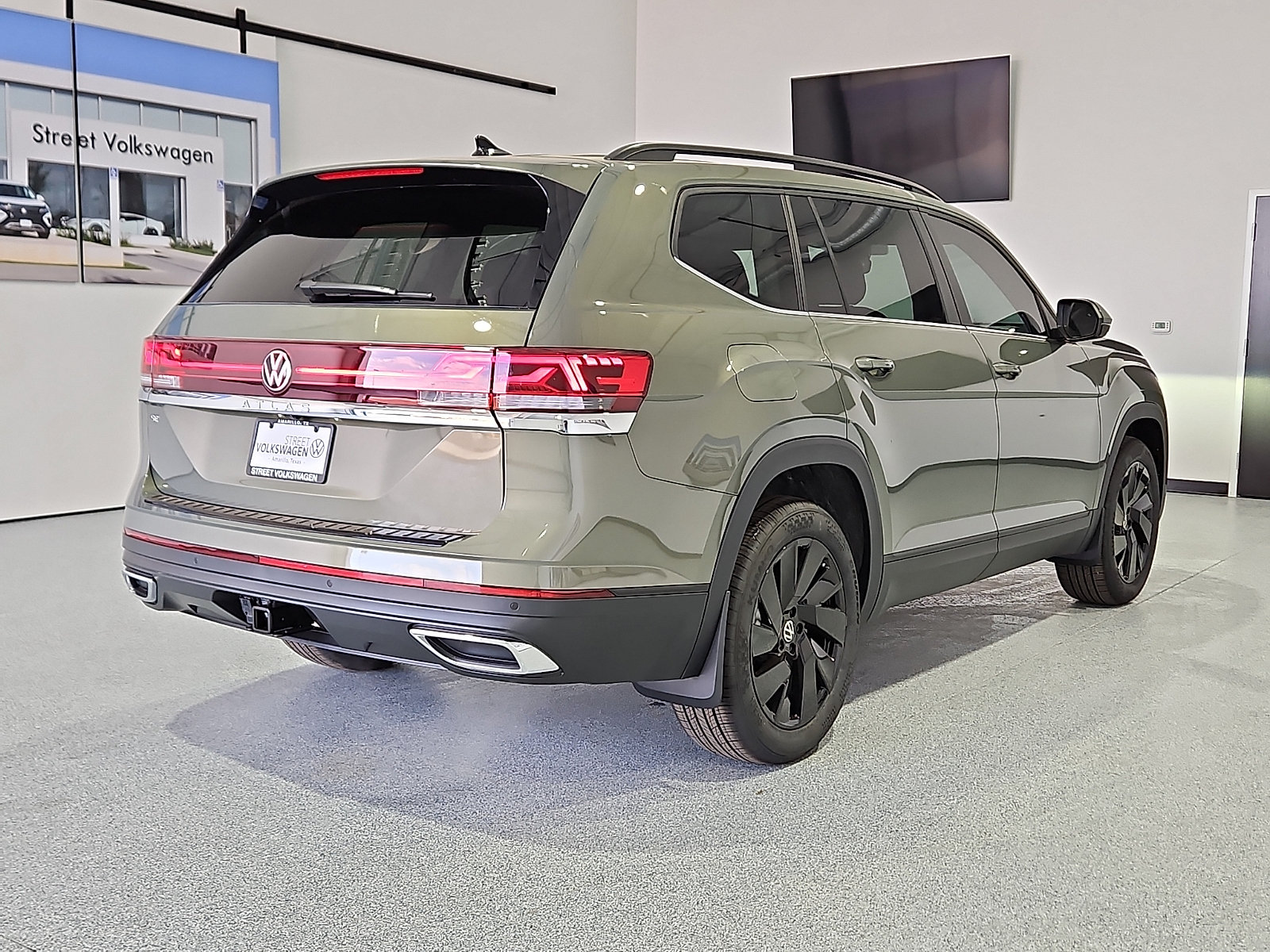 New 2026 Volkswagen Atlas SE FWD image 4