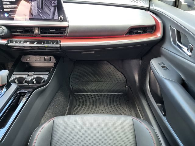 Used 2024 Toyota Prius Prime Premium w/ Advanced Technology Package FWD image 27