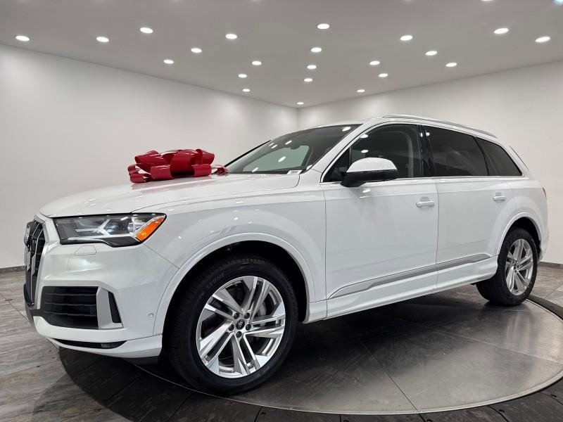 Used 2023 Audi Q7 3.0T Premium Plus image 3