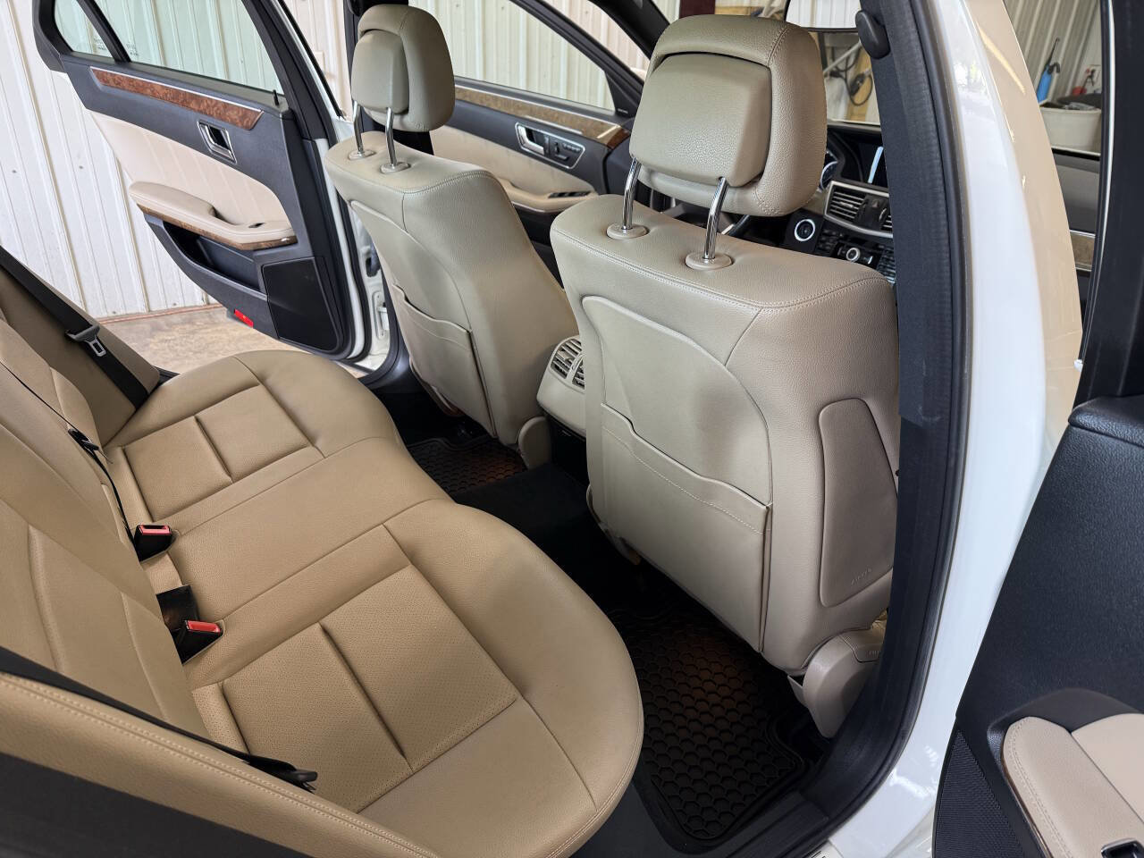 Used 2011 Mercedes-Benz E 350 Sedan image 42