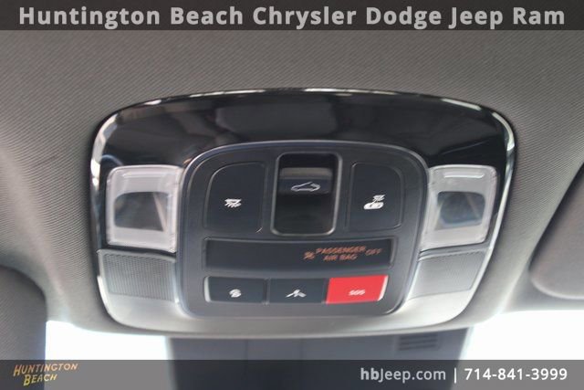 Used 2022 Hyundai Sonata Limited w/ Winter Weather Package image 17