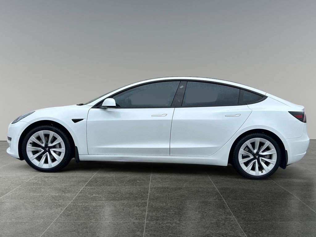 Used 2022 Tesla Model 3 Long Range AWD/4WD image 4