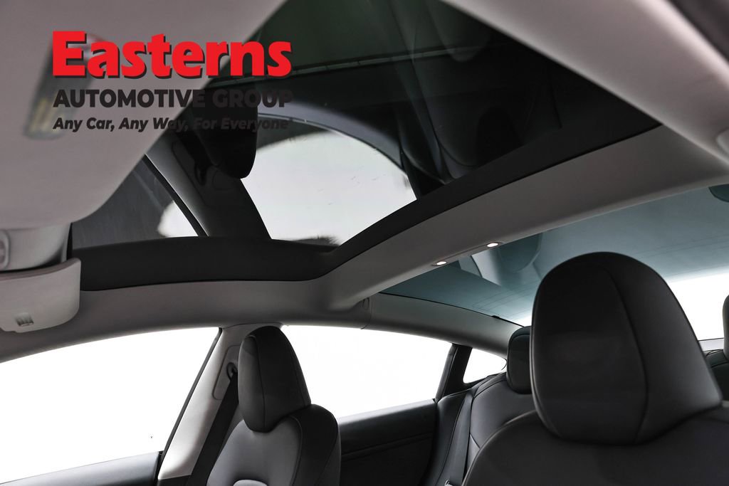 Used 2023 Tesla Model 3 Standard Range image 29