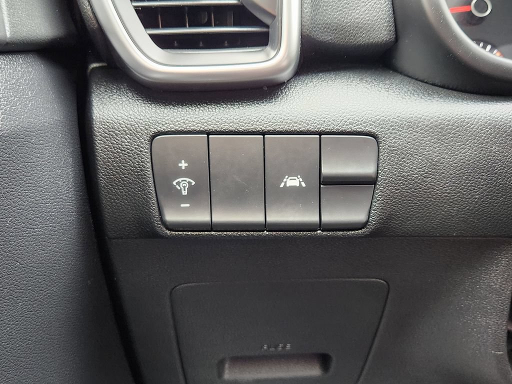 Used 2021 Kia Sportage LX FWD image 13
