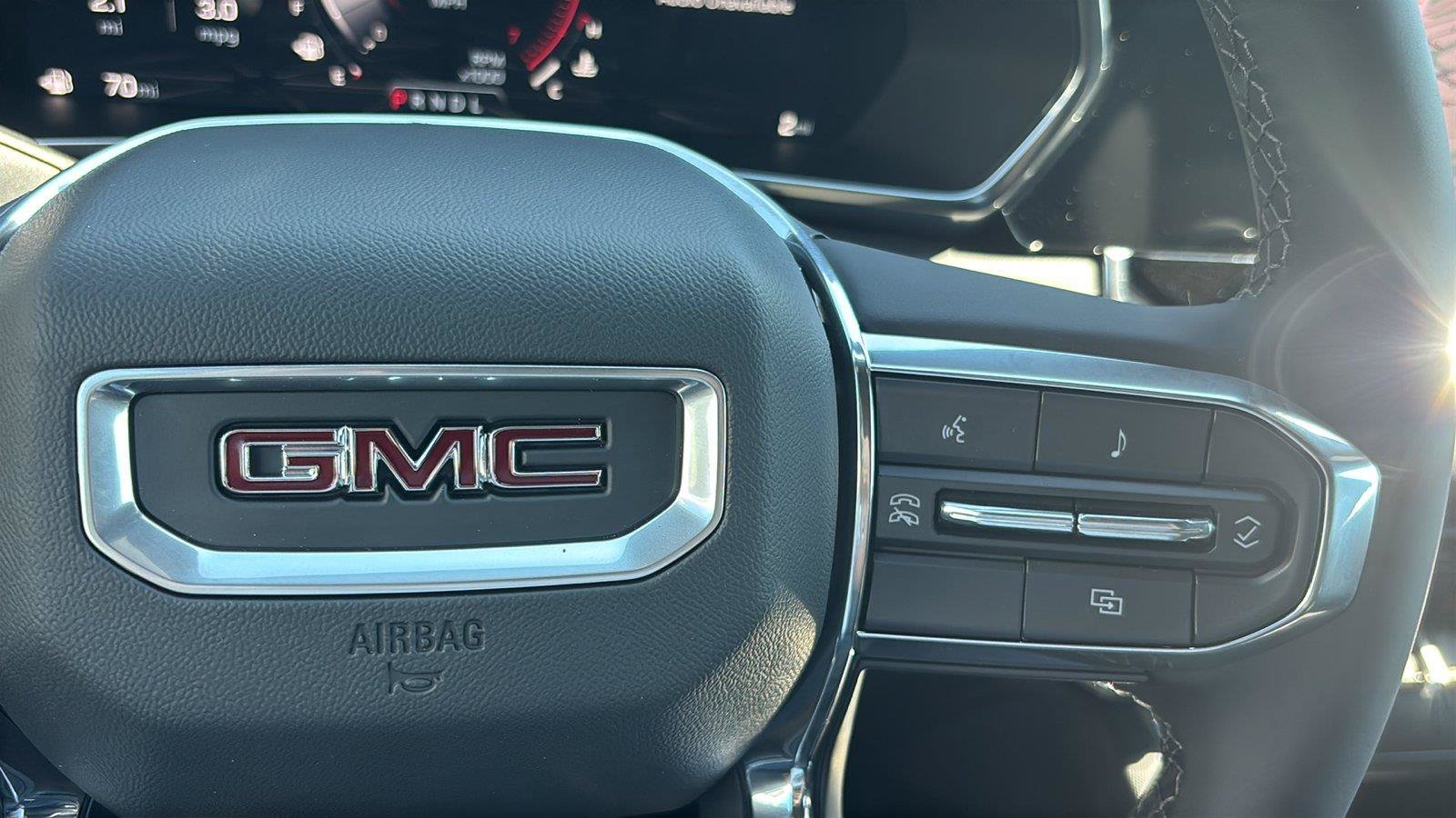New 2026 GMC Canyon Elevation w/ Convenience Package RWD image 28