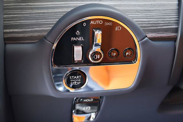 Certified 2024 Rolls-Royce Spectre w/ Leather Finishing Pack AWD/4WD image 29