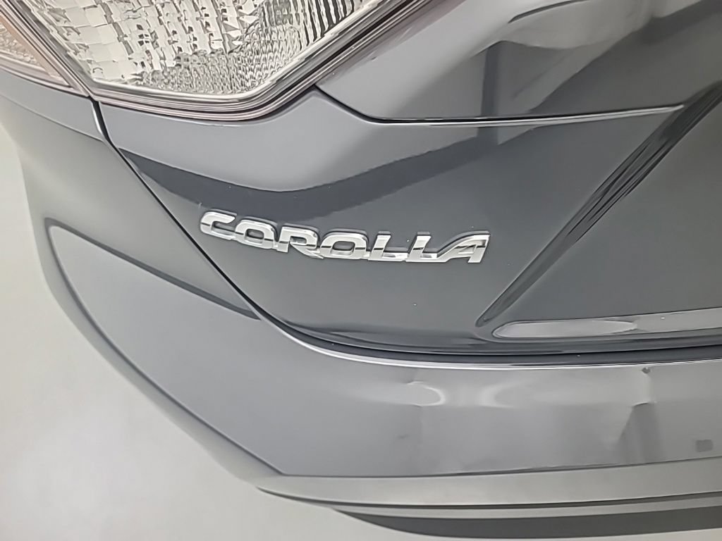 Used 2026 Toyota Corolla LE FWD image 11