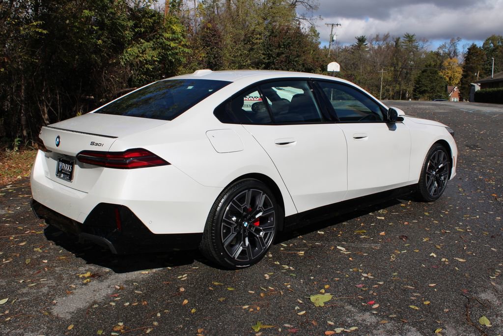 New 2026 BMW 530i xDrive w/ M Sport Package image 8