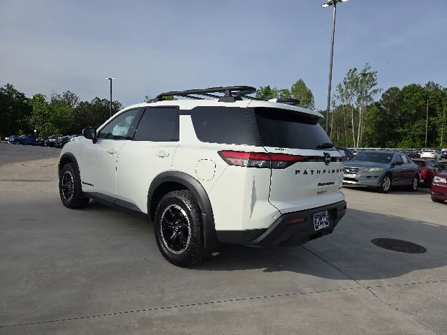 Used 2024 Nissan Pathfinder Rock Creek AWD/4WD image 4
