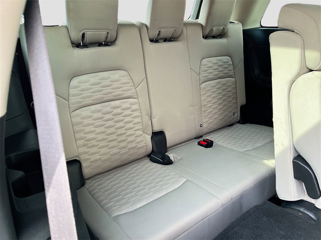 Used 2022 Nissan Pathfinder SV image 28