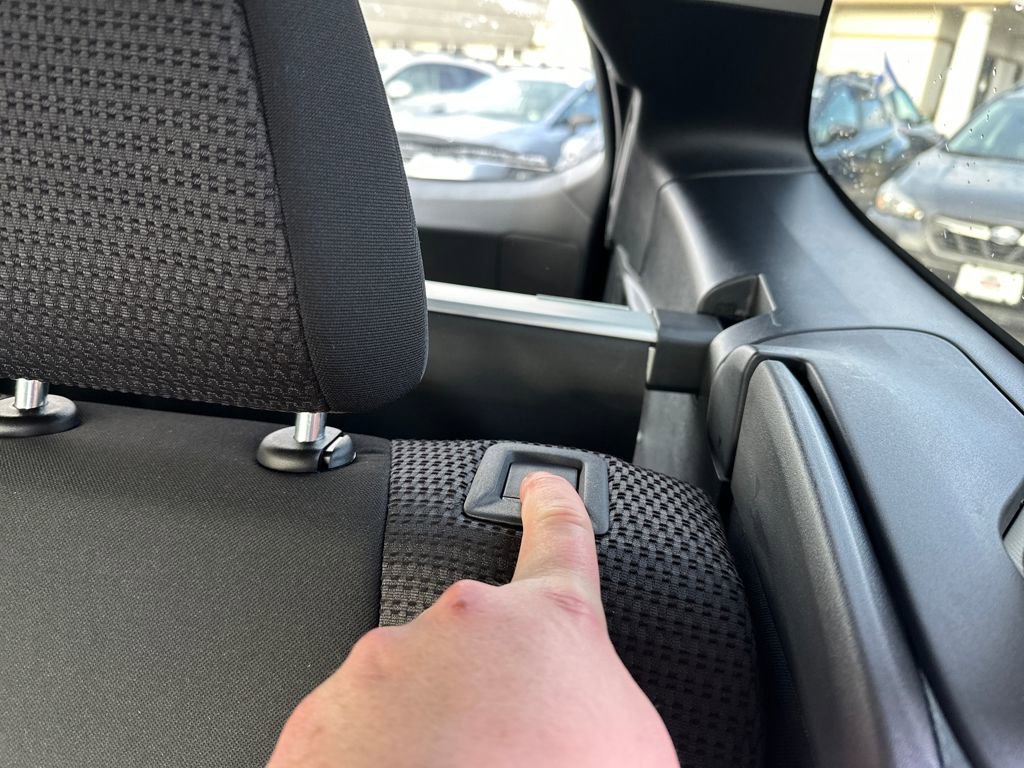 Certified 2025 Subaru Outback Premium image 31