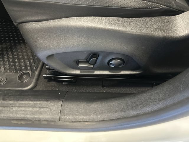 Used 2022 Jeep Renegade Limited AWD/4WD image 27