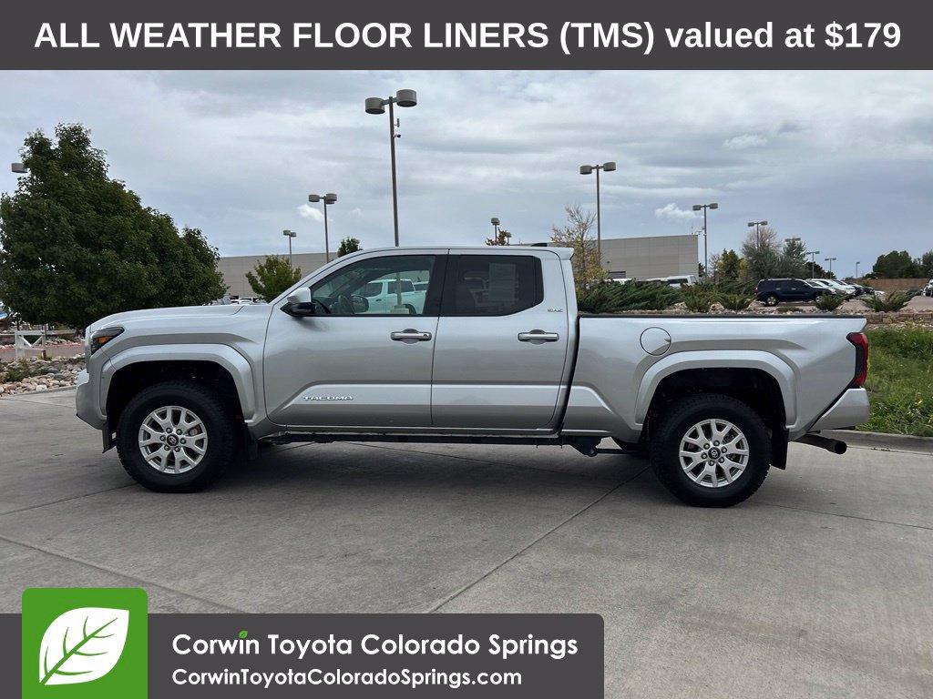 Used 2024 Toyota Tacoma SR5 AWD/4WD image 4