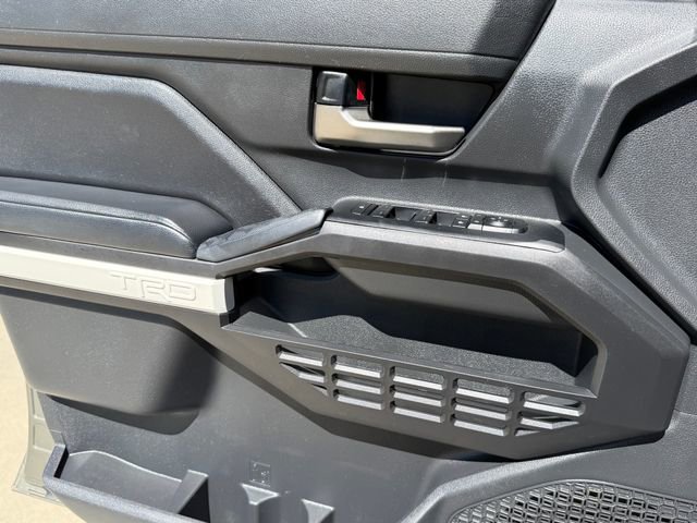 Used 2024 Toyota Tacoma TRD Off-Road image 24