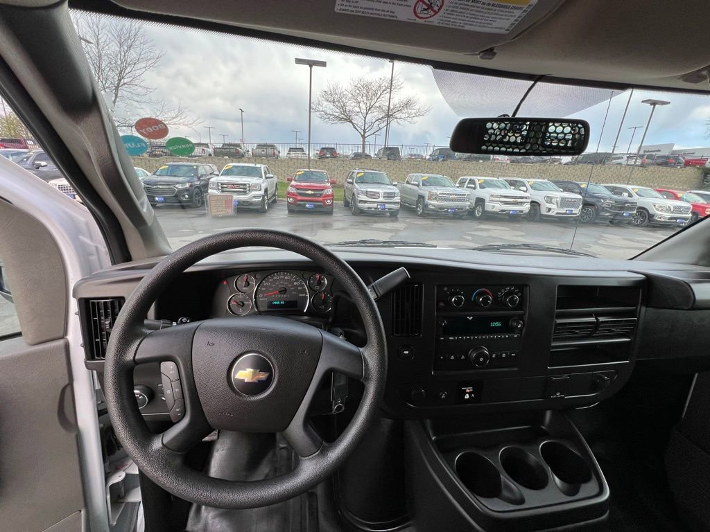 Used 2024 Chevrolet Express 2500 w/ Driver Convenience Package image 33