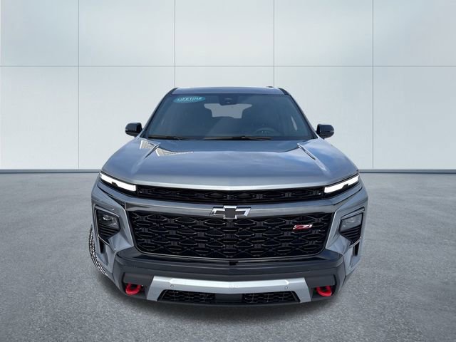 Used 2024 Chevrolet Traverse Z71 w/ Enhanced Driving Package image 5