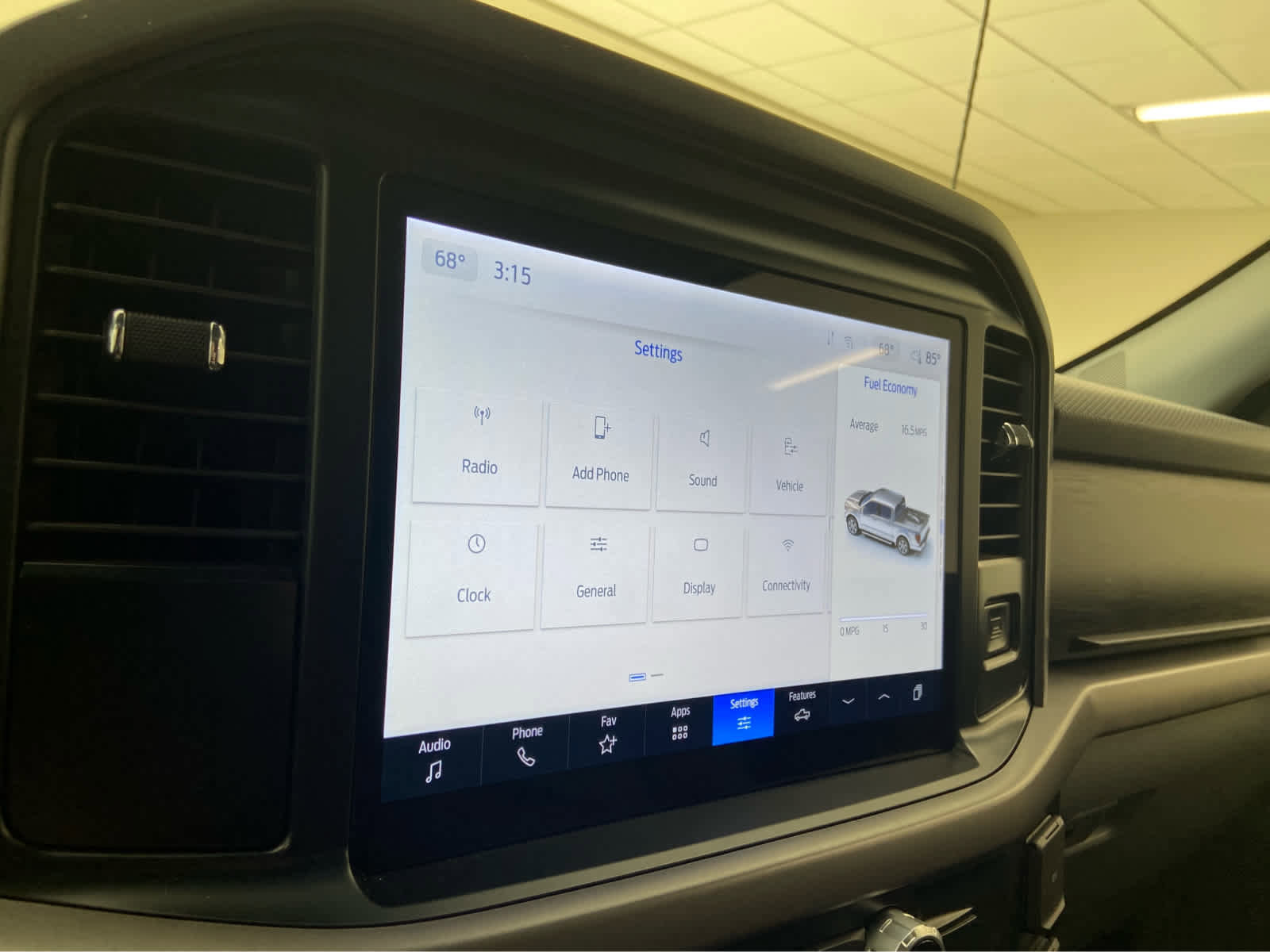 Used 2025 Ford F150 XLT w/ Equipment Group 301A Standard image 24