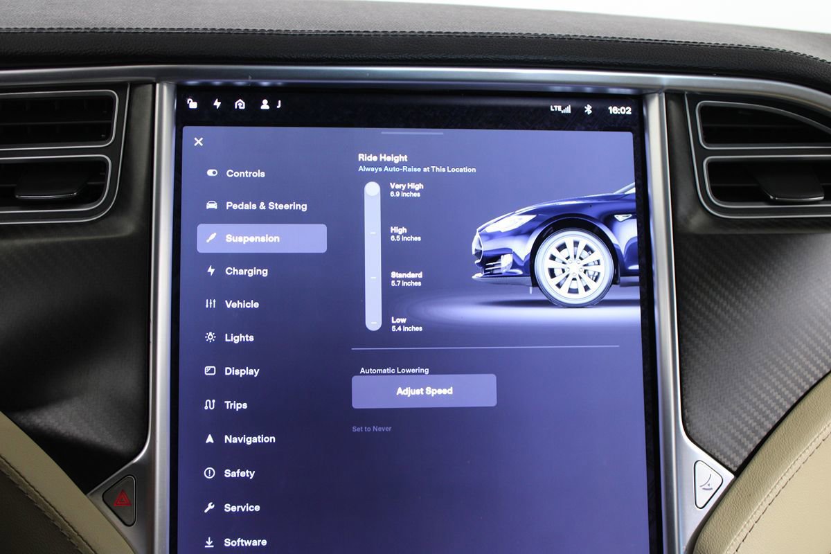 Used 2013 Tesla Model S Performance RWD image 8