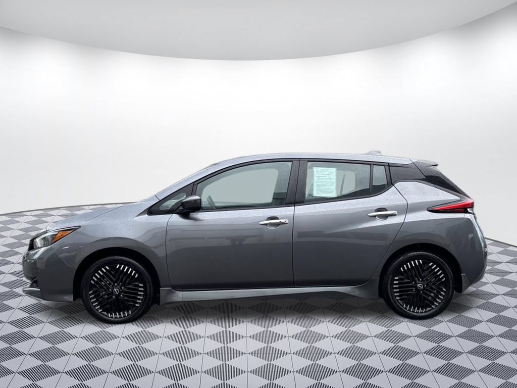 Used 2025 Nissan Leaf SV Plus FWD image 4