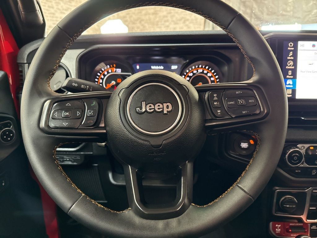 Used 2024 Jeep Gladiator Sport AWD/4WD image 15