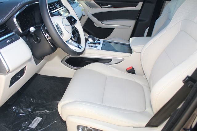 New 2026 Jaguar F-PACE R-Dynamic S image 20