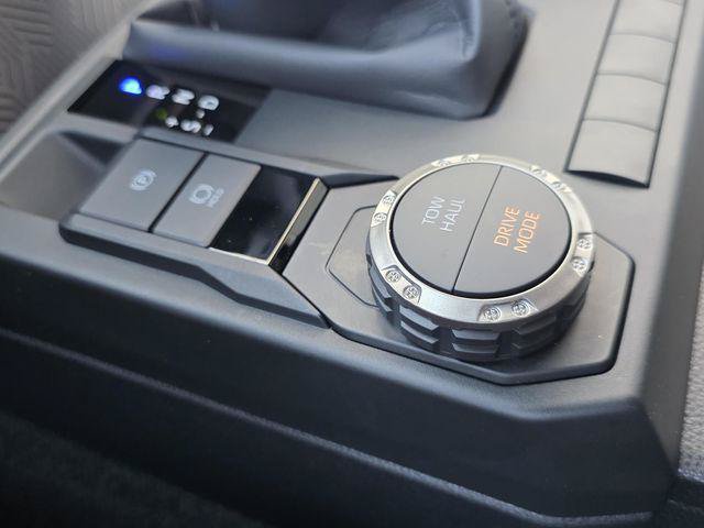 Certified 2025 Toyota 4Runner SR5 RWD image 21