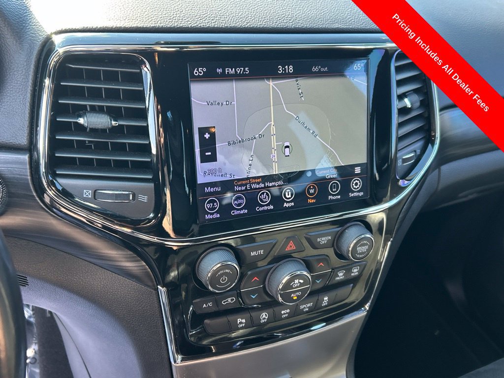 Used 2019 Jeep Grand Cherokee Altitude RWD image 12