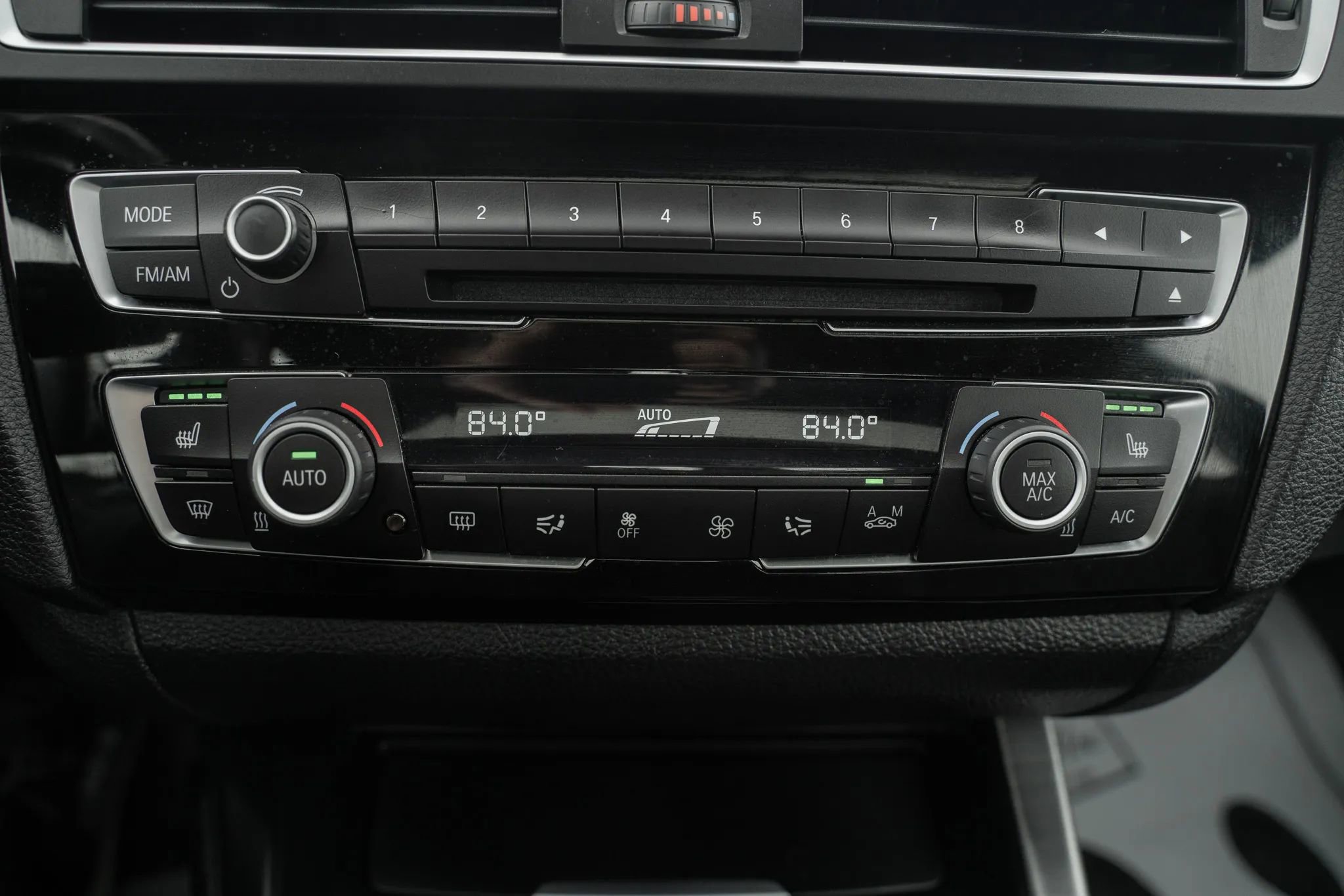 Used 2016 BMW M235i Coupe image 18