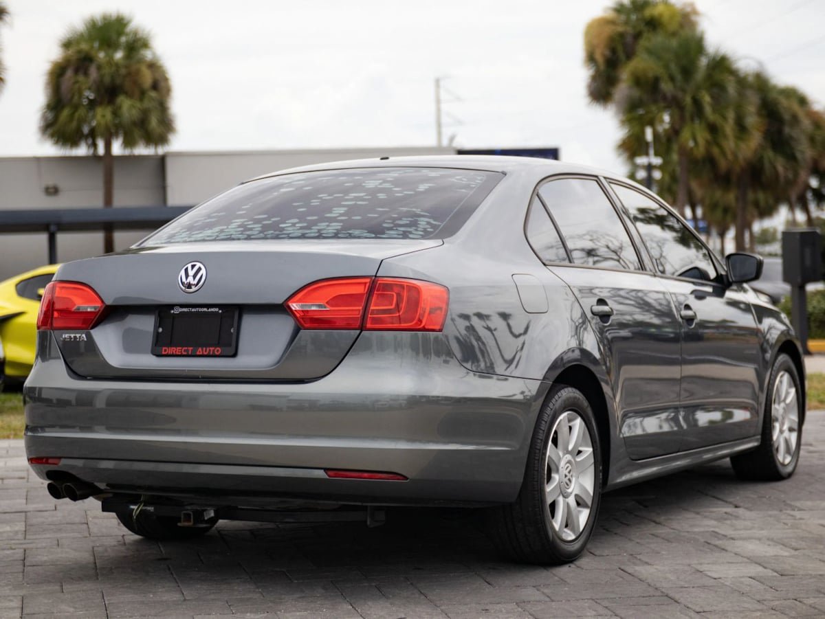 Used 2013 Volkswagen Jetta S FWD image 10