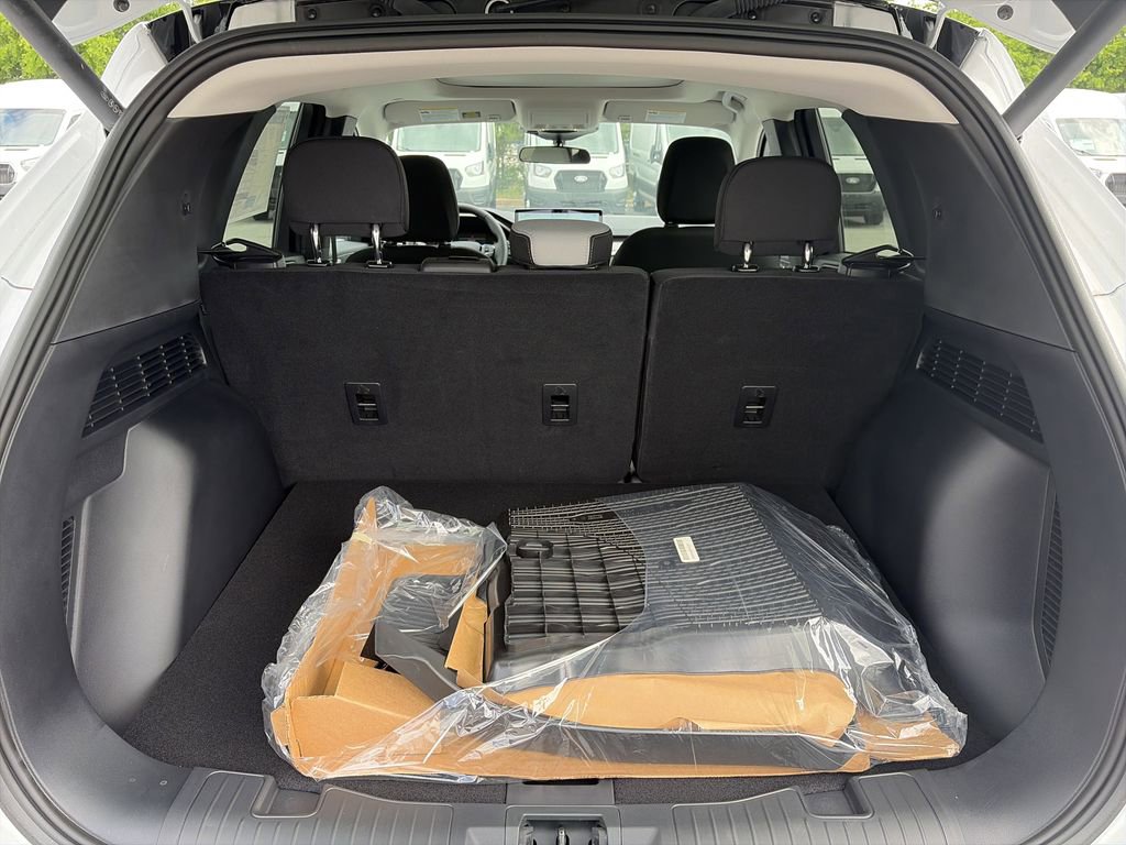 Used 2025 Ford Escape Active w/ Tech Pack #1 FWD image 29