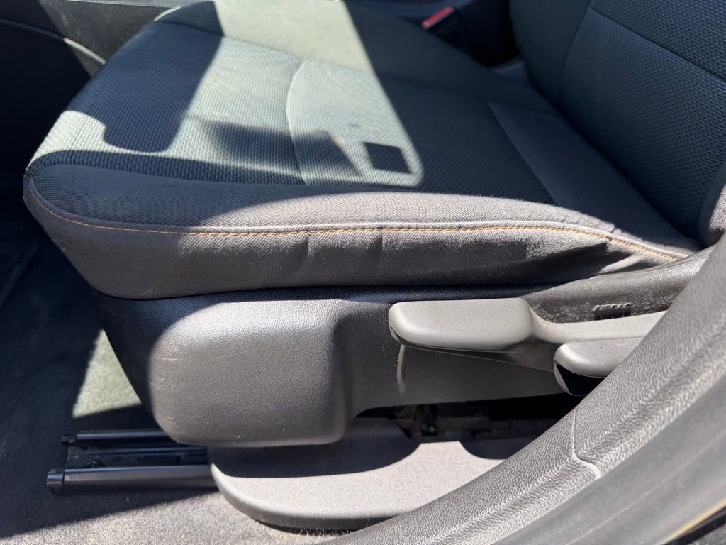 Used 2018 Chevrolet Cruze LS FWD image 15