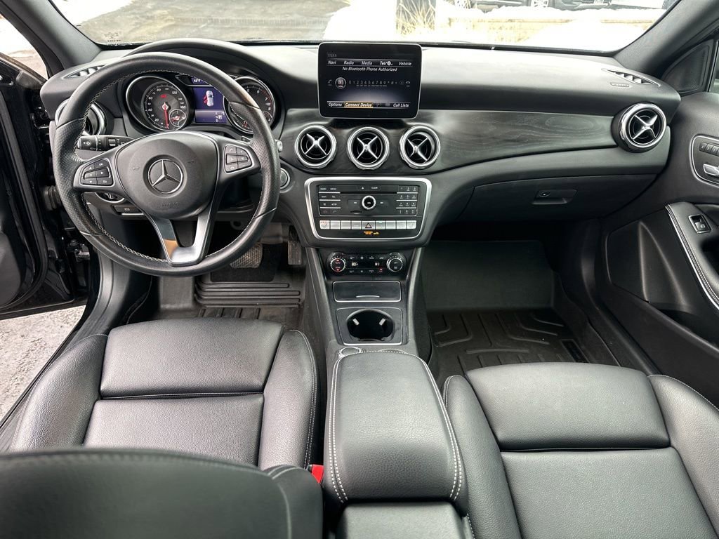 Used 2018 Mercedes-Benz GLA 250 4MATIC image 43