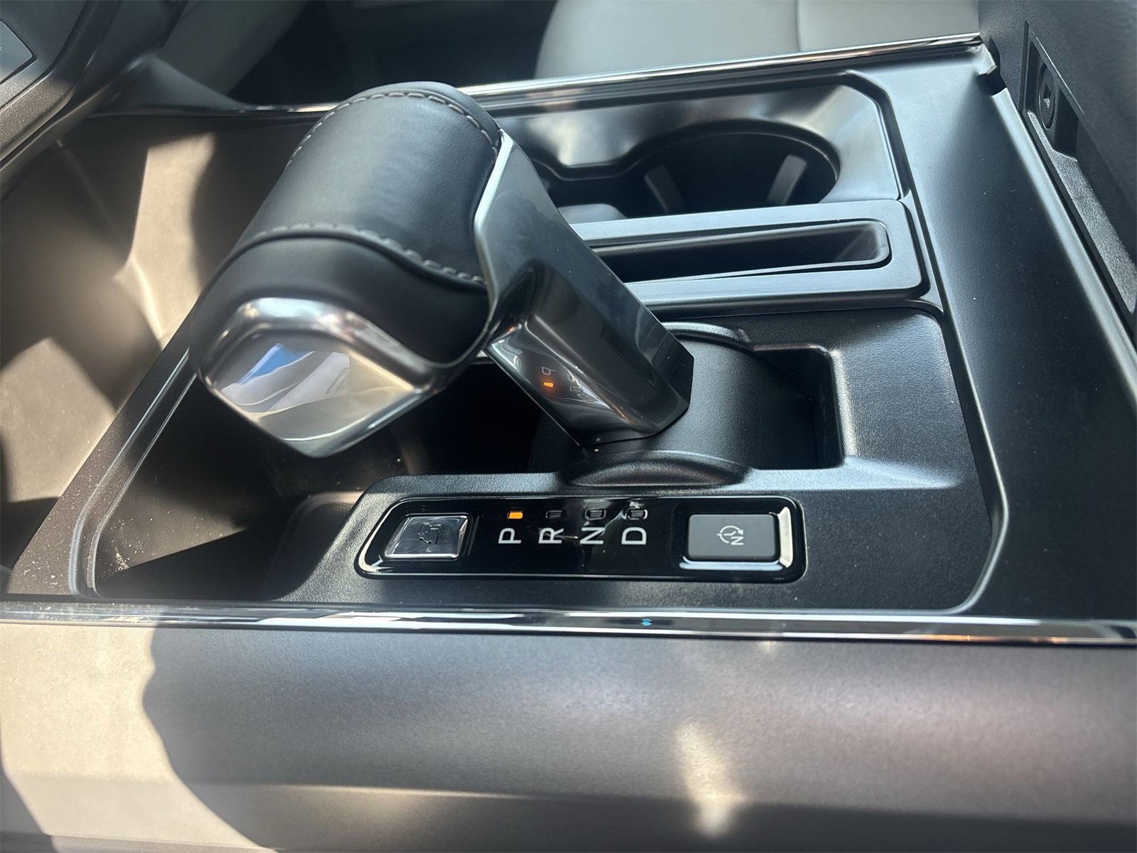 New 2025 Ford F150 Lightning Flash image 20