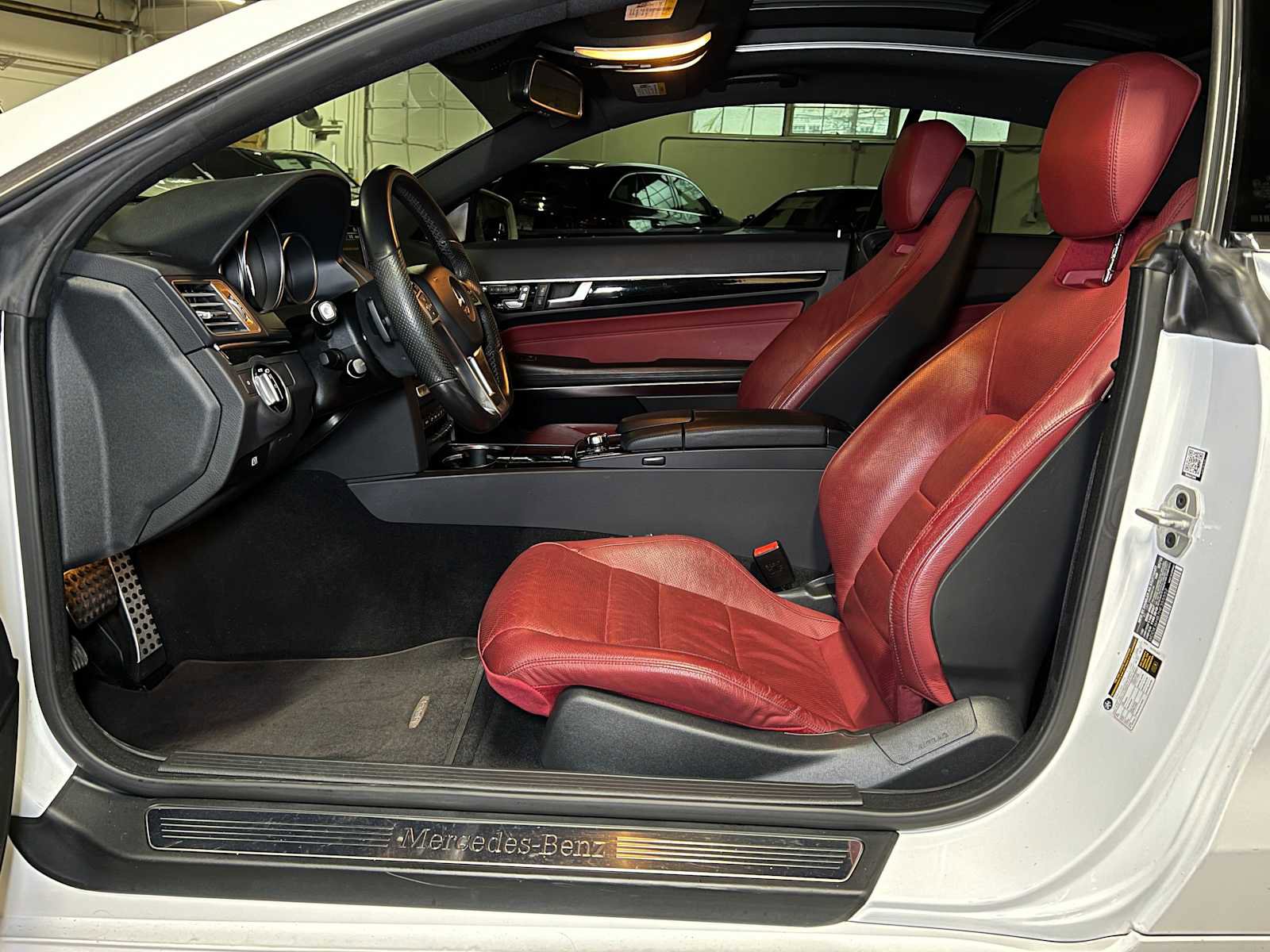 Used 2017 Mercedes-Benz E 400 4MATIC Coupe image 21