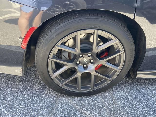 Used 2017 Dodge Charger R/T Scat Pack w/ Technology Group RWD image 7