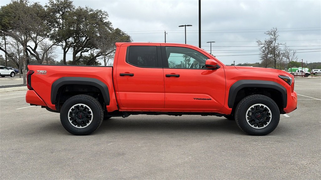 Certified 2024 Toyota Tacoma TRD Off-Road image 4